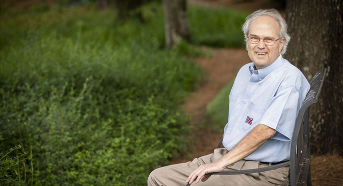 Nashville resident Bill Boyce’s successful recovery from COVID-19 included phone calls from VUMC nursing staff and his personal physician after his positive test, followed by a 28-day hospitalization and close monitoring by nursing staff after he returned home. 