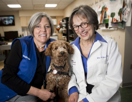 Therapy animals' impact on children with cancer studied | VUMC Reporter |  Vanderbilt University