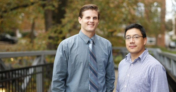Andrew Wiese, MPH, PhD, left, Carlos Grijalva, MD, MPH, and colleagues found that the risk of a heart attack diagnosis was highest in the first week after onset of pneumococcal infection.