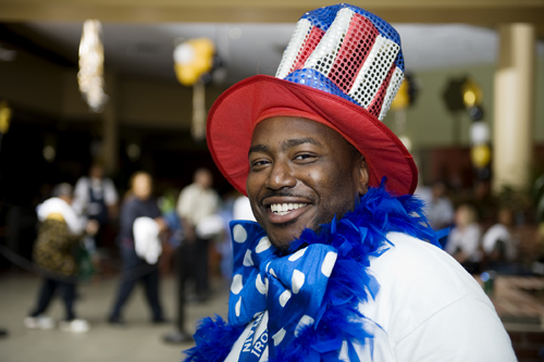 Phillip Stewart gets into the spirit. (photo by Joe Howell)