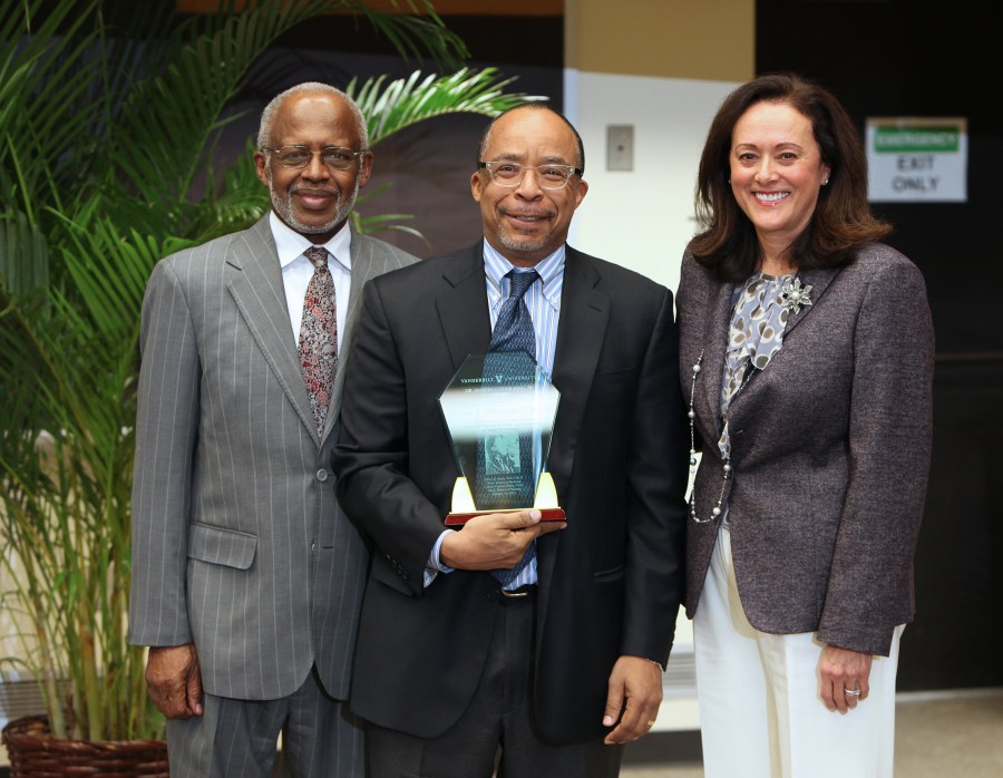 Michael DeBaun, M.D., MPH, center, received this year’s Martin Luther King Jr.  Award from George C. Hill, Ph.D., and Jana Lauderdale, Ph.D., R.N. (photo by Susan Urmy)