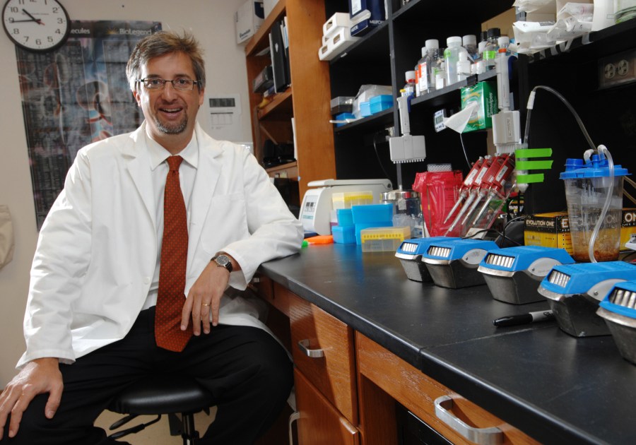 Fernando Polak, M.D., is studying why the H1N1 flu virus hit younger, healthy people the hardest. (photo by Susan Urmy)