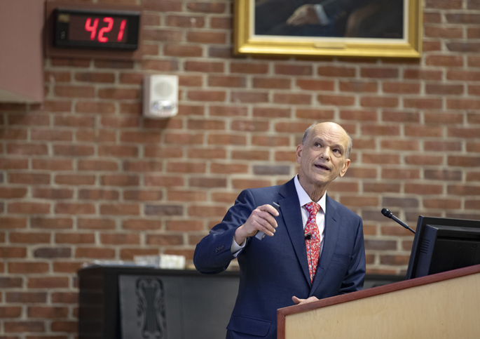 Eric Nestler, MD, PhD, renowned for his studies of the molecular basis of drug addiction and depression, discusses his latest research findings during last week’s Discovery Lecture.