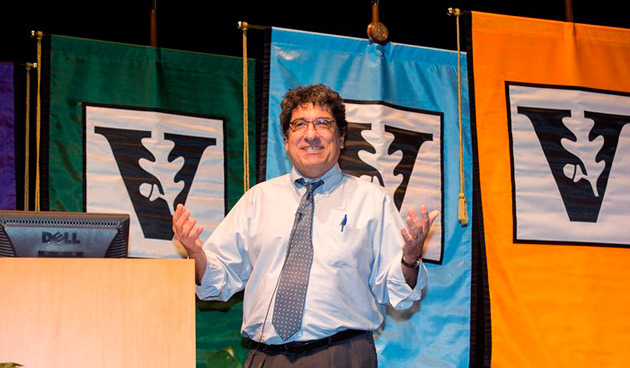 Chancellor Nicholas S. Zeppos addressed faculty and handed out awards at the spring assembly March 31. (Joe Howell/Vanderbilt)