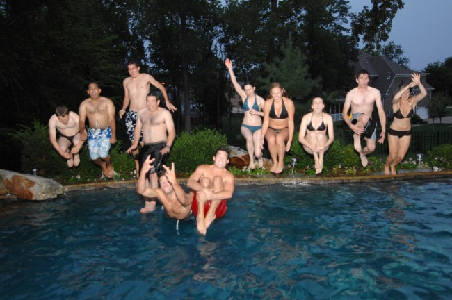 New School of Medicine students make a splash at the annual Dean’s picnic. (photo by Anne Rayner)