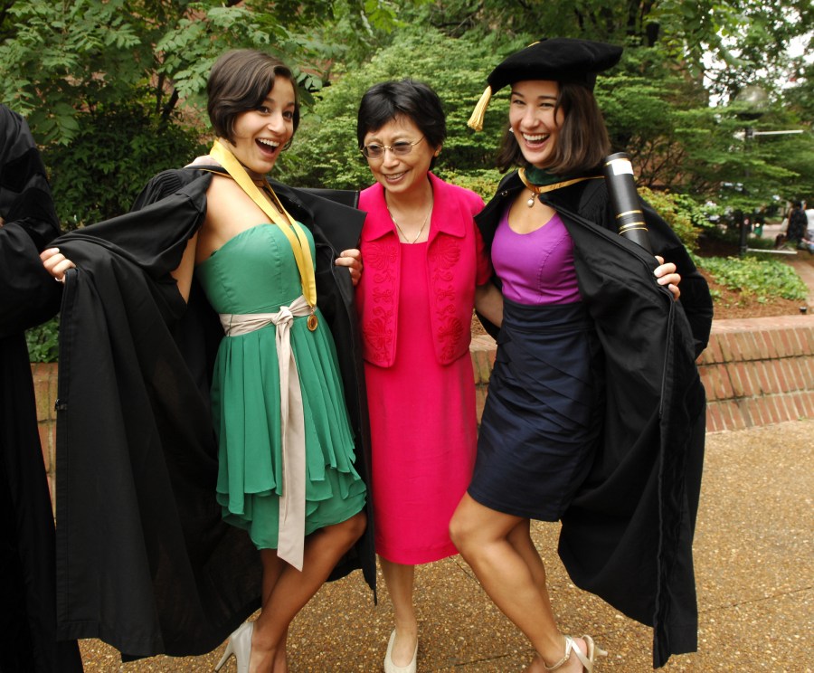 VUSM’s Lane Crawford, right, clowns with her sister, Owen Business School Founder’s Medalist Alison Crawford, and their mother, Donna Chu. (photo by Joe Howell)