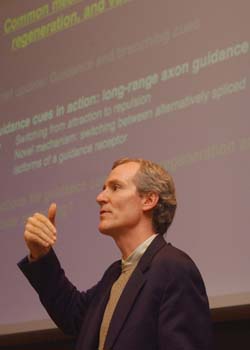 Marc Tessier-Lavigne, Ph.D., delivers last week’s Discovery Lecture.
Photo by Susan Urmy