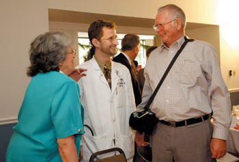 Norma and Jack Fawbush talk with Dr. Don Chomsky at the reunion. Chomsky was Fawbush's doctor after he received the LVAS. (photo by Dana Johnson)