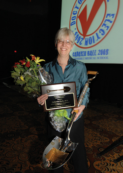 Catherine Fuchs, M.D., was honored with the Shovel Award for teaching excellence. (photo by Anne Rayner)
