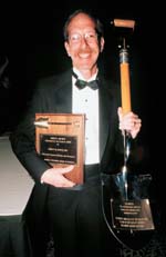 Dr. Corey Slovis won this year’s Shovel Award. (photo by Anne Rayner)