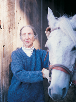 Mildred Stahlman, M.D., with her Arabian mare, Belle, at her Humphreys County farm.
photo by Daniel Dubois