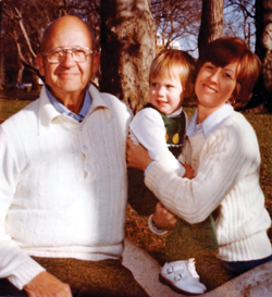 Sanders-Bush with daughter, Kate, and first husband Milton Bush, Ph.D.