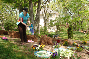 Landscaping, gardening and various improvement projects keep Pilon and her husband, Rick Smith, busy at the couple’s Warner Park-area home.
Photo by Anne Rayner