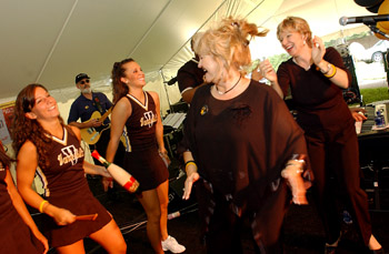 At last year’s Employee Celebration kick-off party, Soul Incision, along with the help of some Vanderbilt University cheerleaders, got the month off to a rocking start. This year’s Employee Celebration Month begins Tuesday, Sept. 5, with a day of events on Vanderbilt’s Library Lawn. See page 6 for a complete listing of Employee Celebration events.
Photo by Dana Johnson