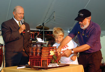 From left, Harry Jacobson, M.D., Andy Byrd and Norman Urmy cut the cake at Tuesday’s party celebrating VUH’s 25th anniversary.
photo by Dana Johnson